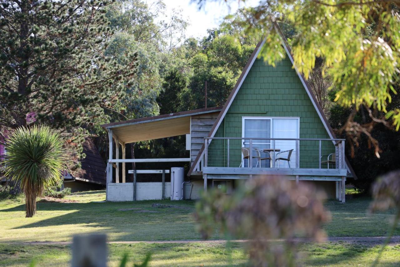 Bicheno By The Bay Hotel Exterior photo